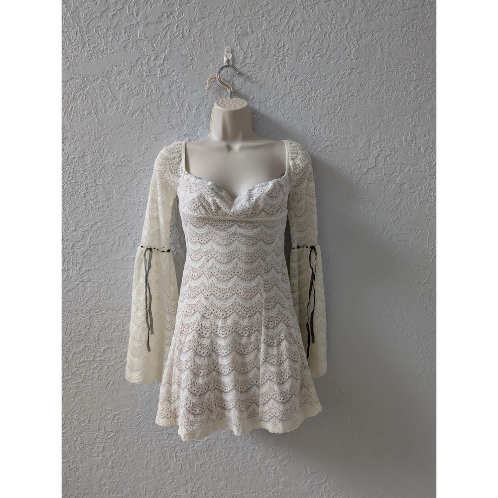 Kimchi Blue White Alina Lace Mini Dress Women XS Ivory Scalloped Ribbon Tie Boho